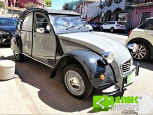 Immagine 9/10 di Citroën 2 CV 6 Charleston (1985)