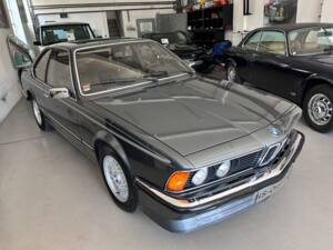 Image 10/23 de BMW 635 CSi (1985)