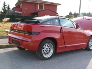 Image 2/22 of Alfa Romeo SZ (1991)