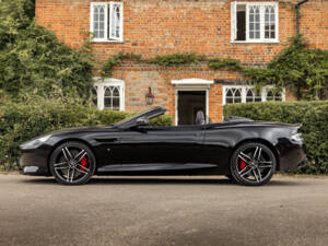 Bild 29/66 von Aston Martin DB 9 GT Volante (2016)