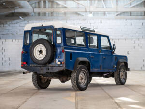 Afbeelding 6/86 van Land Rover Defender 110 Td5 (1999)