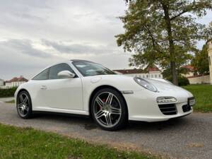 Image 18/58 of Porsche 911 Targa 4S (2010)