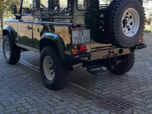 Image 22/34 of Land Rover Defender 90 Td5 (2000)