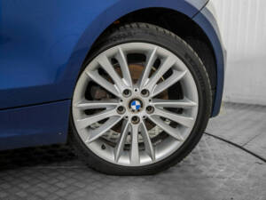 Image 44/50 de BMW 120d (2008)