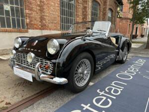 Image 1/23 of Triumph TR 3A (1958)