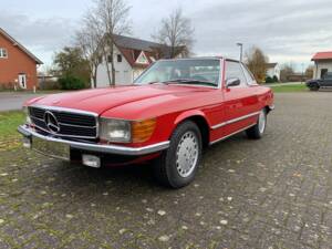 Image 116/160 of Mercedes-Benz 350 SL (1974)