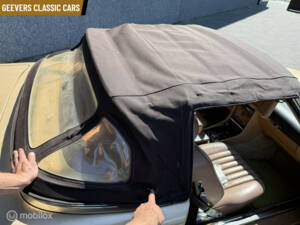 Imagen 30/41 de Mercedes-Benz 560 SL (1986)