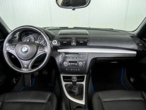 Bild 7/50 von BMW 118i (2008)