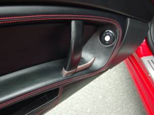 Immagine 44/98 di Ferrari California 30 (2013)