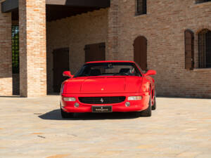 Bild 17/50 von Ferrari F 355 Berlinetta (1998)