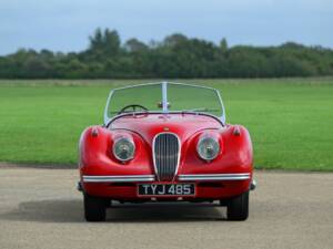 Image 7/37 of Jaguar XK 120 SE OTS (1954)