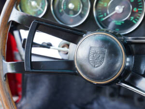 Image 48/50 of Porsche 912 (1966)