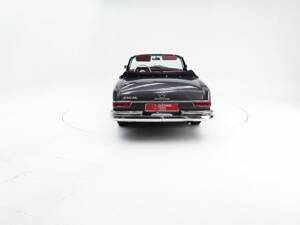 Bild 6/15 von Mercedes-Benz 220 SE b (1963)