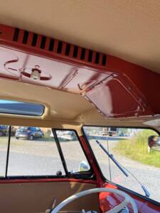 Immagine 33/61 di Volkswagen T1 Samba 1.2 (1958)