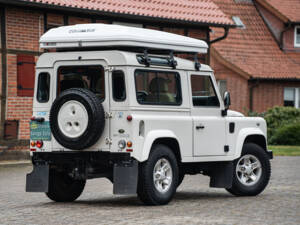 Image 11/50 of Land Rover Defender 90 (2008)