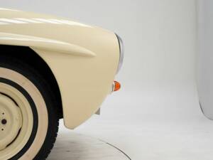 Image 12/15 of Mercedes-Benz 190 SL (1962)