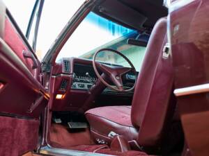 Bild 163/200 von Cadillac Coupe DeVille (1968)