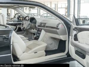 Bild 13/15 von Mercedes-Benz CL 500 (1999)