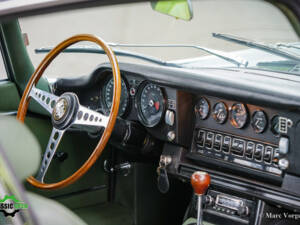 Afbeelding 38/61 van Jaguar E-Type (2+2) (1969)