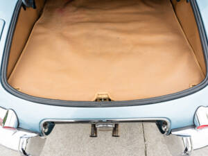 Bild 72/91 von Jaguar E-Type 4.2 (1967)