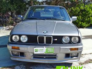 Image 5/10 of BMW 320i (1991)
