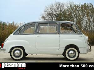 Immagine 4/15 di FIAT 600 D Multipla (1963)