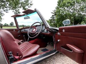 Afbeelding 19/27 van Mercedes-Benz 230 SL (1964)