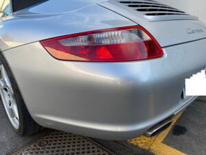 Image 10/10 of Porsche 911 Carrera (2005)