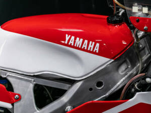 Image 20/28 of Yamaha DUMMY (1991)