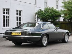 Image 3/7 de Jaguar XJS 4.0 (1993)