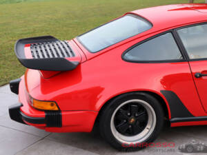 Image 17/50 of Porsche 911 SC 3.0 (1982)