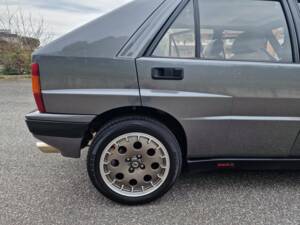 Afbeelding 13/37 van Lancia Delta HF Integrale 16V (1990)