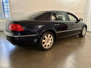 Bild 2/20 von Volkswagen Phaeton W12 (2005)