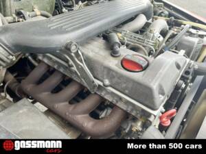 Image 11/15 of Mercedes-Benz 250 GD Wolf (LWB) (1994)