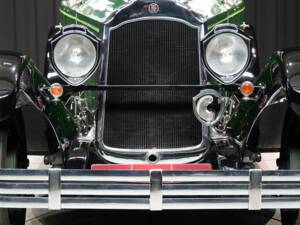 Image 12/15 of Willys-Knight 66 A (1928)