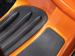 Image 21/28 of Piaggio DUMMY (1998)