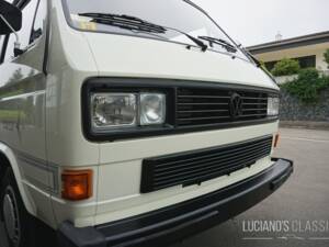 Imagen 9/64 de Volkswagen T3 Westfalia Joker 1.6 TD (1989)