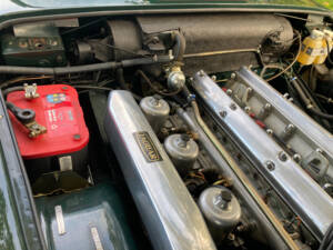 Image 32/52 de Jaguar 420 G (1967)