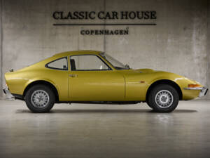 Immagine 6/89 di Opel GT 1900 (1972)