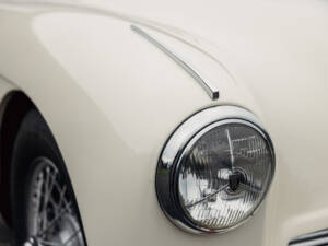 Image 12/53 of Aston Martin DB 2&#x2F;4 Mk I (1955)