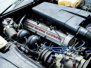 Immagine 10/38 di Aston Martin Lagonda (1981)