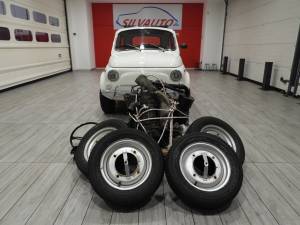 Image 13/15 de FIAT 500 L (1969)