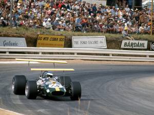 Image 18/20 of Brabham BT26 (1968)