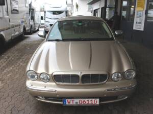 Image 6/24 de Jaguar XJ 8 4.2 (2005)