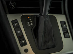 Image 25/50 of BMW 330xi (2002)