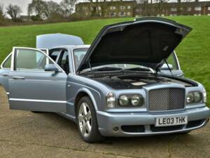 Image 14/49 of Bentley Arnage T (2003)