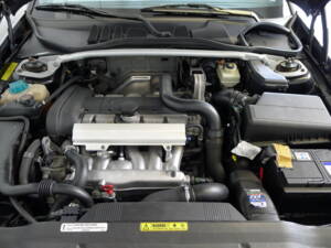 Image 10/38 of Volvo C70 2.4 T (1999)