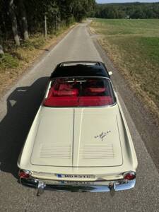 Image 25/45 of Volkswagen Karmann Ghia 1600 L (1966)