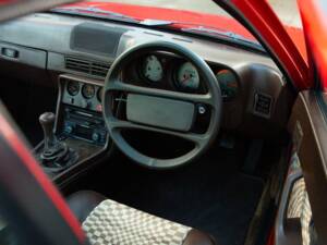 Image 4/50 of Porsche 924 Turbo (1980)