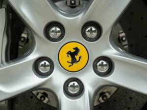 Bild 38/50 von Ferrari California T (2014)